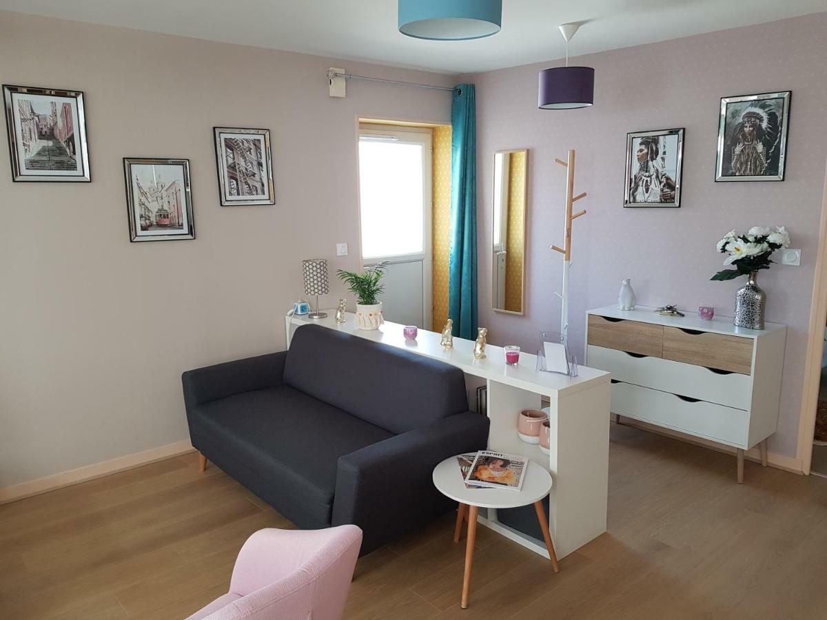 221B Chic Et Colore !!! Apartman Châteauroux Kültér fotó